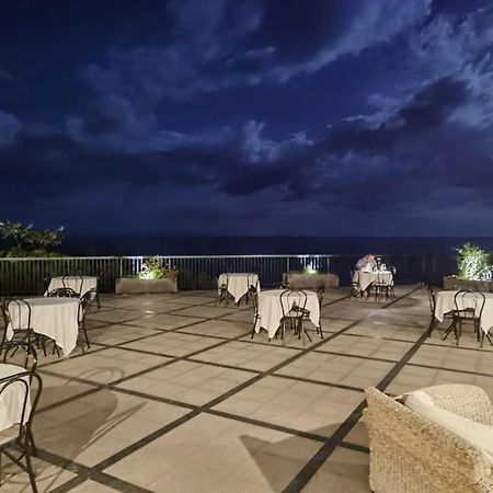 Sbarcatore Dei Turchi Hotel Бруколи Екстериор снимка