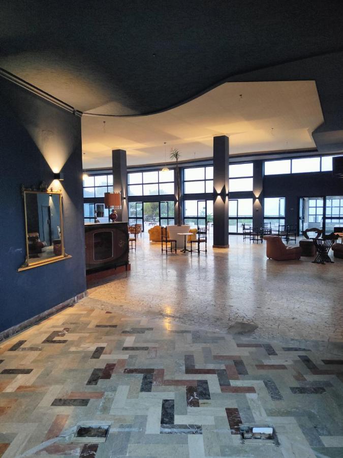 Sbarcatore Dei Turchi Hotel Бруколи Екстериор снимка