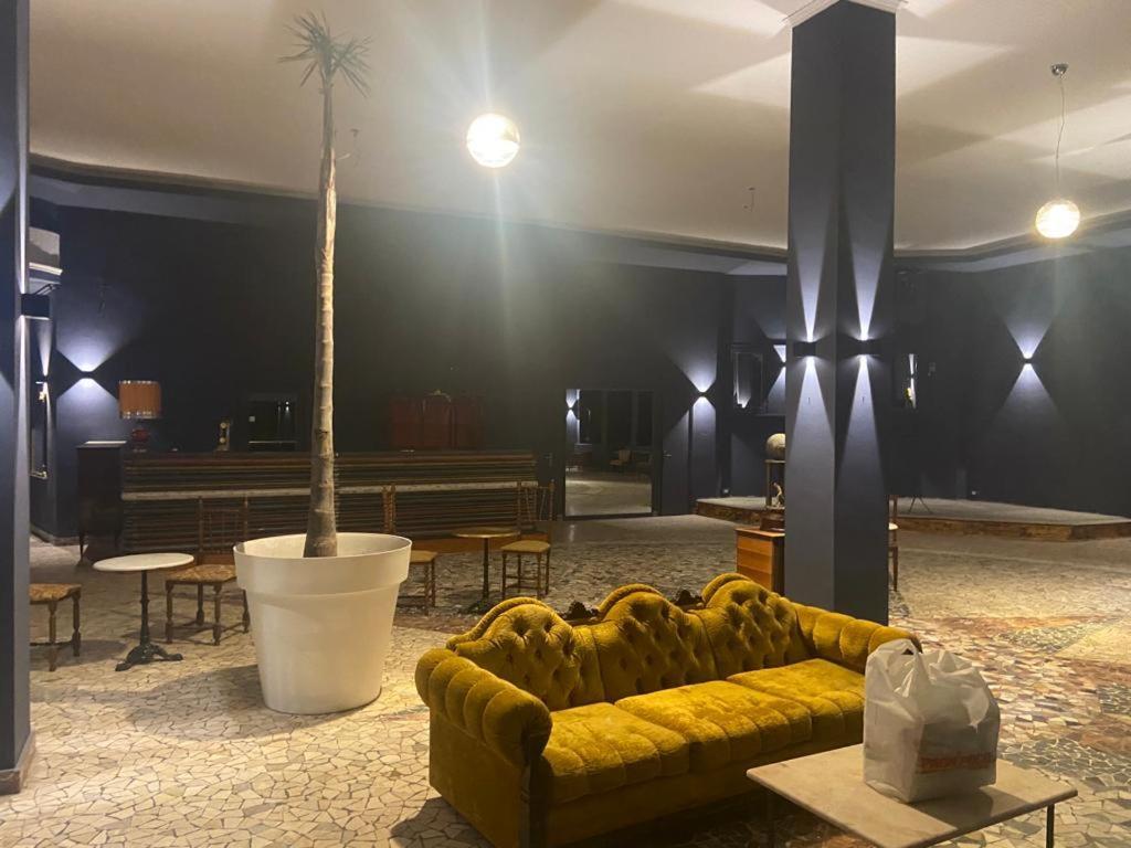 Sbarcatore Dei Turchi Hotel Бруколи Екстериор снимка