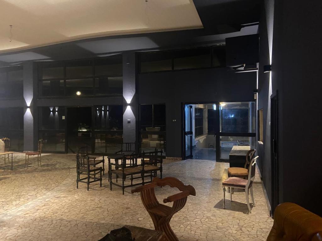 Sbarcatore Dei Turchi Hotel Бруколи Екстериор снимка