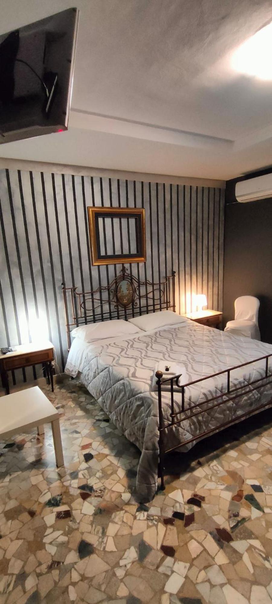 Sbarcatore Dei Turchi Hotel Бруколи Екстериор снимка