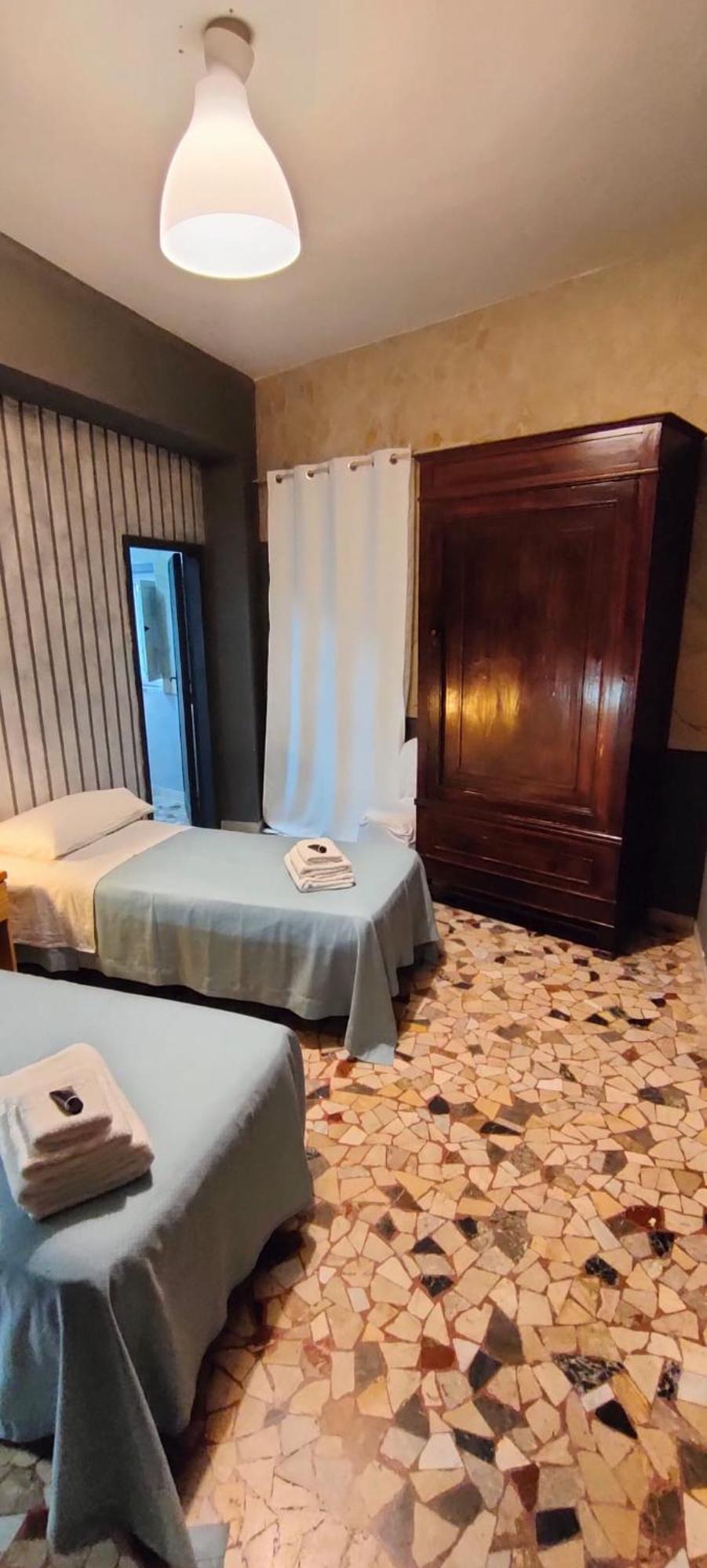 Sbarcatore Dei Turchi Hotel Бруколи Екстериор снимка